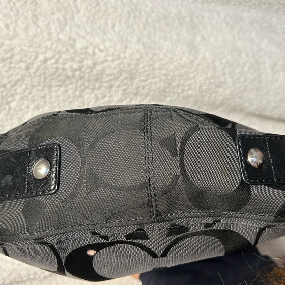 COACH Black Purse - Picture 4 of 7